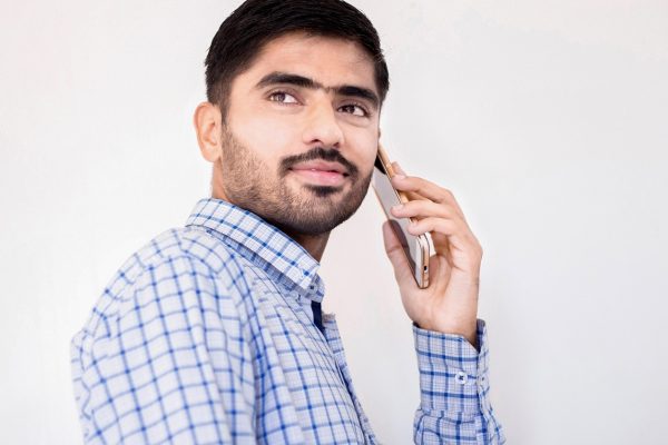 Ghid complet despre iPhone SE: performanță la preț redus