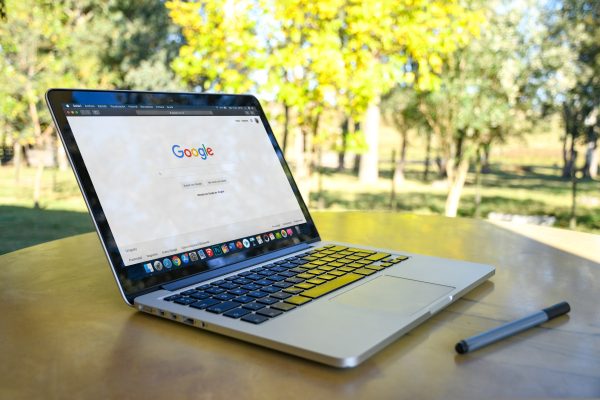 Cum măsori performanța unei campanii Google Ads și ce indicatori contează